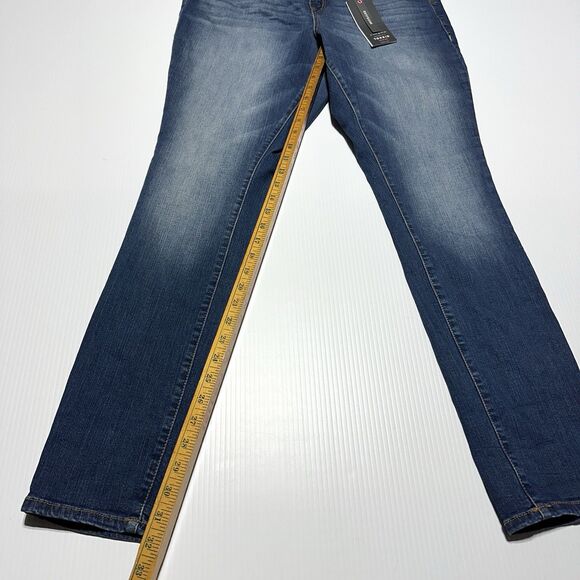 Torrid Premium Denim Boyfriend Jeans Size 14 R Blue NWT - Picture 11 of 11